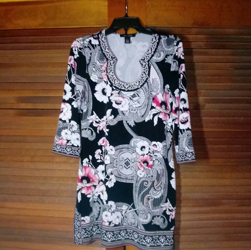 White House Black Market Tunic